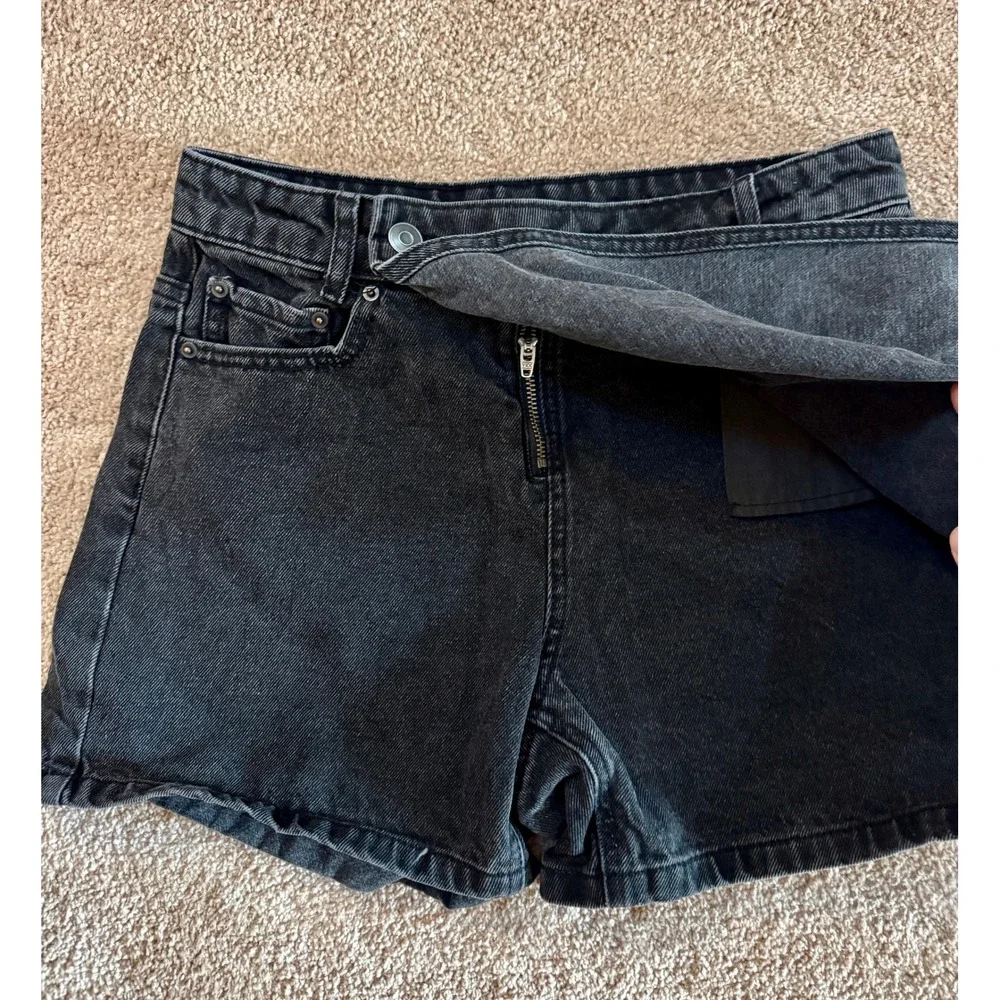 Vintage Future Collective Black Denim Mini Skort Women's Size 2‎